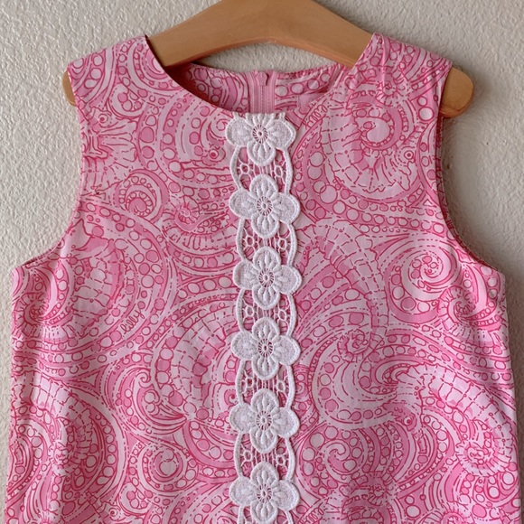 Lilly Pulitzer Little Lilly Shift Dress In Hibiscus Pin - Picture 3 of 9